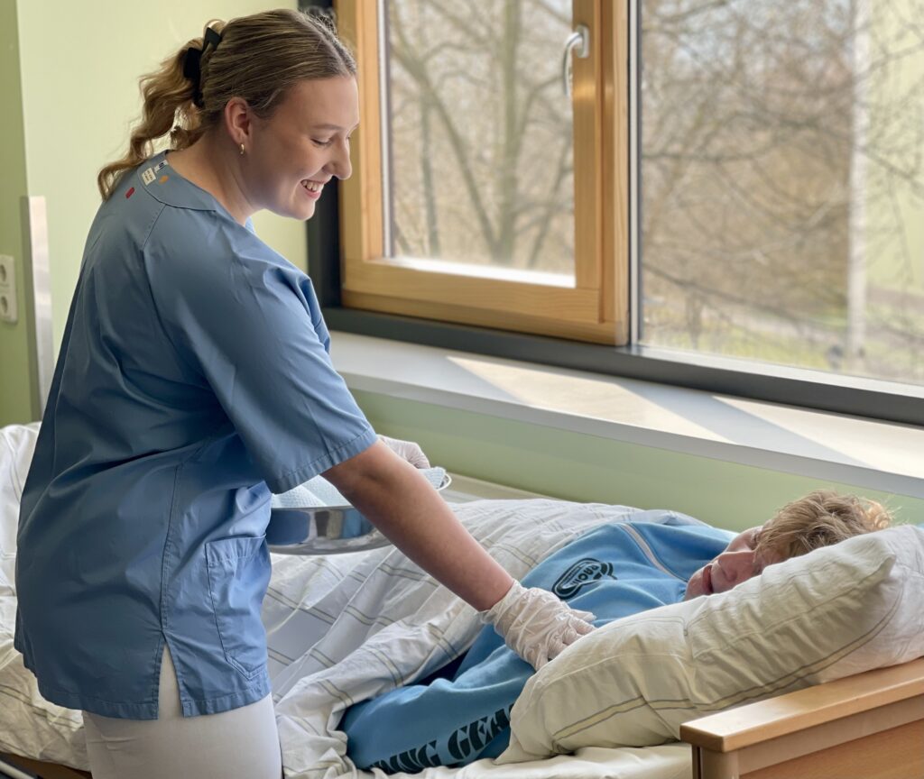 Gesundheits- und Krankenpflegehilfe (m/w/d)